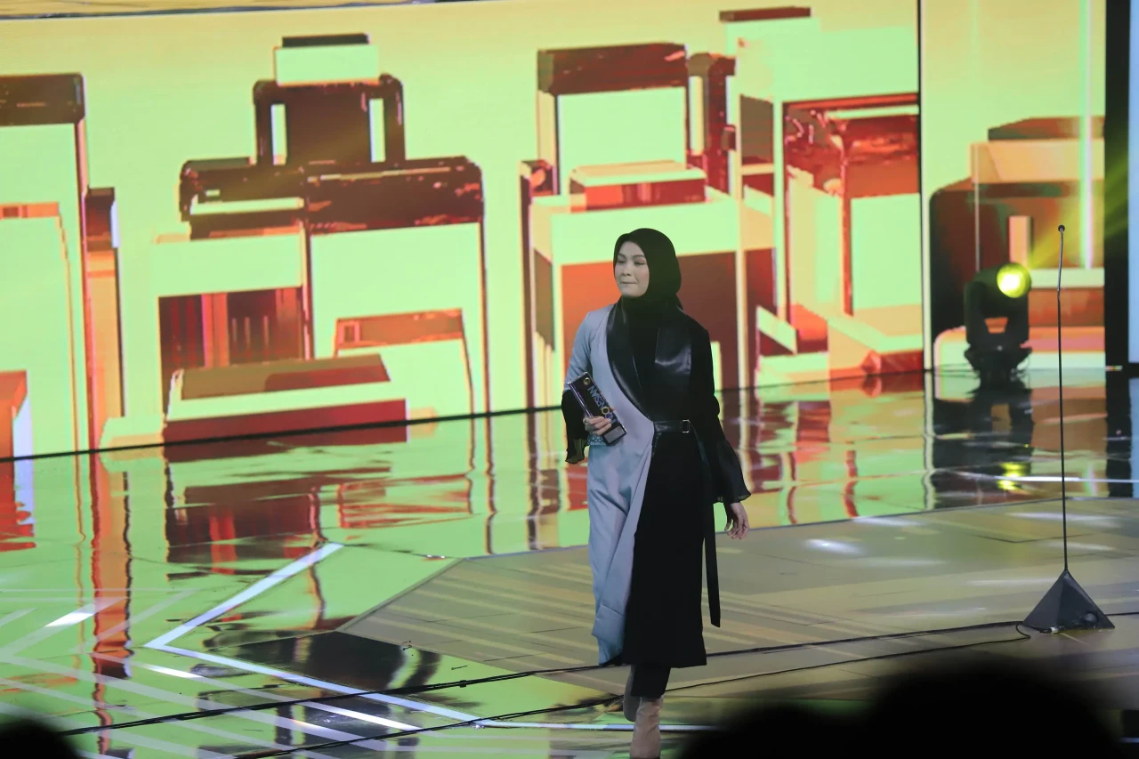 Salma Idol Rebut Penghargaan...