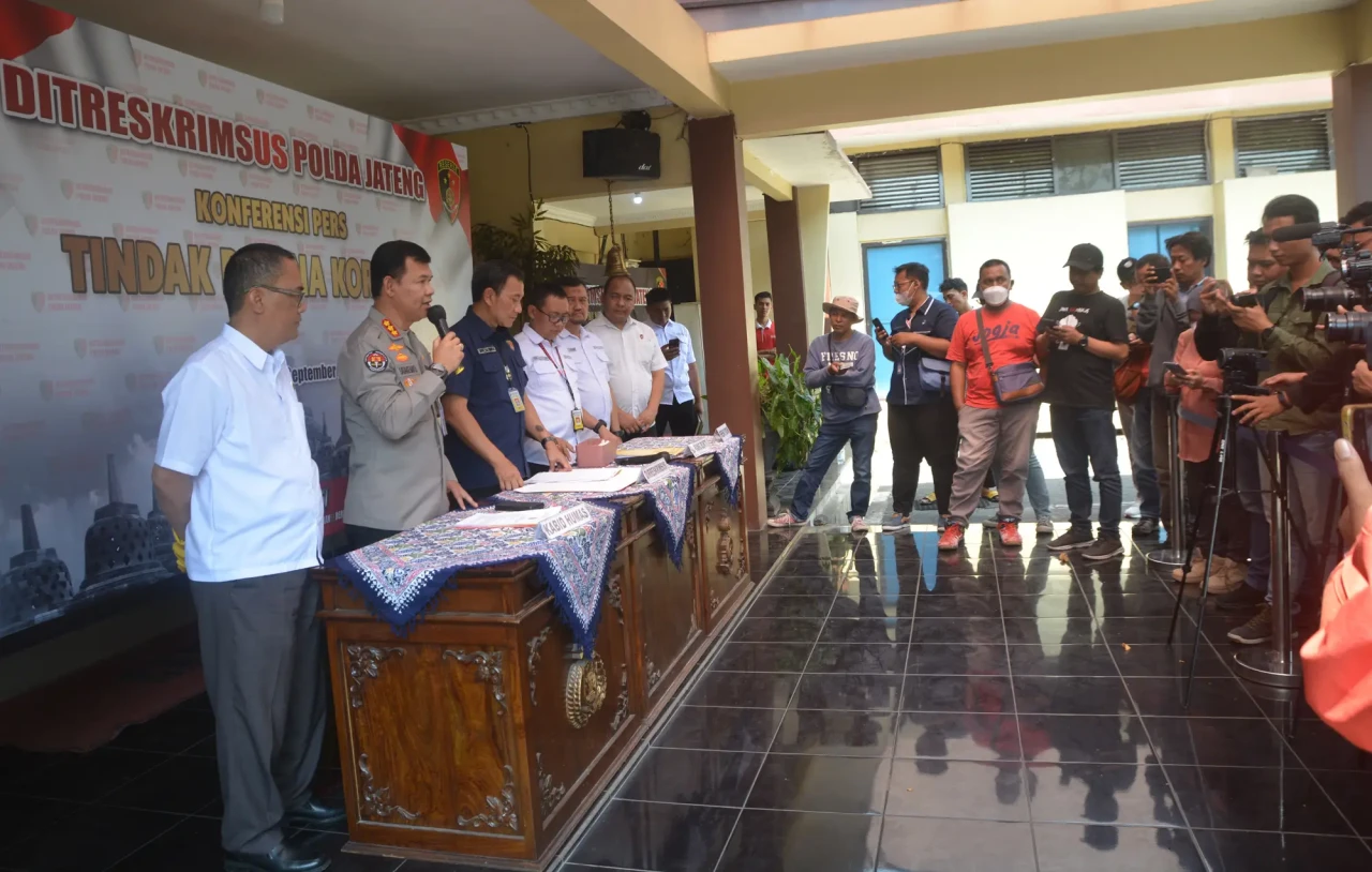 Polda Jateng Bongkar...