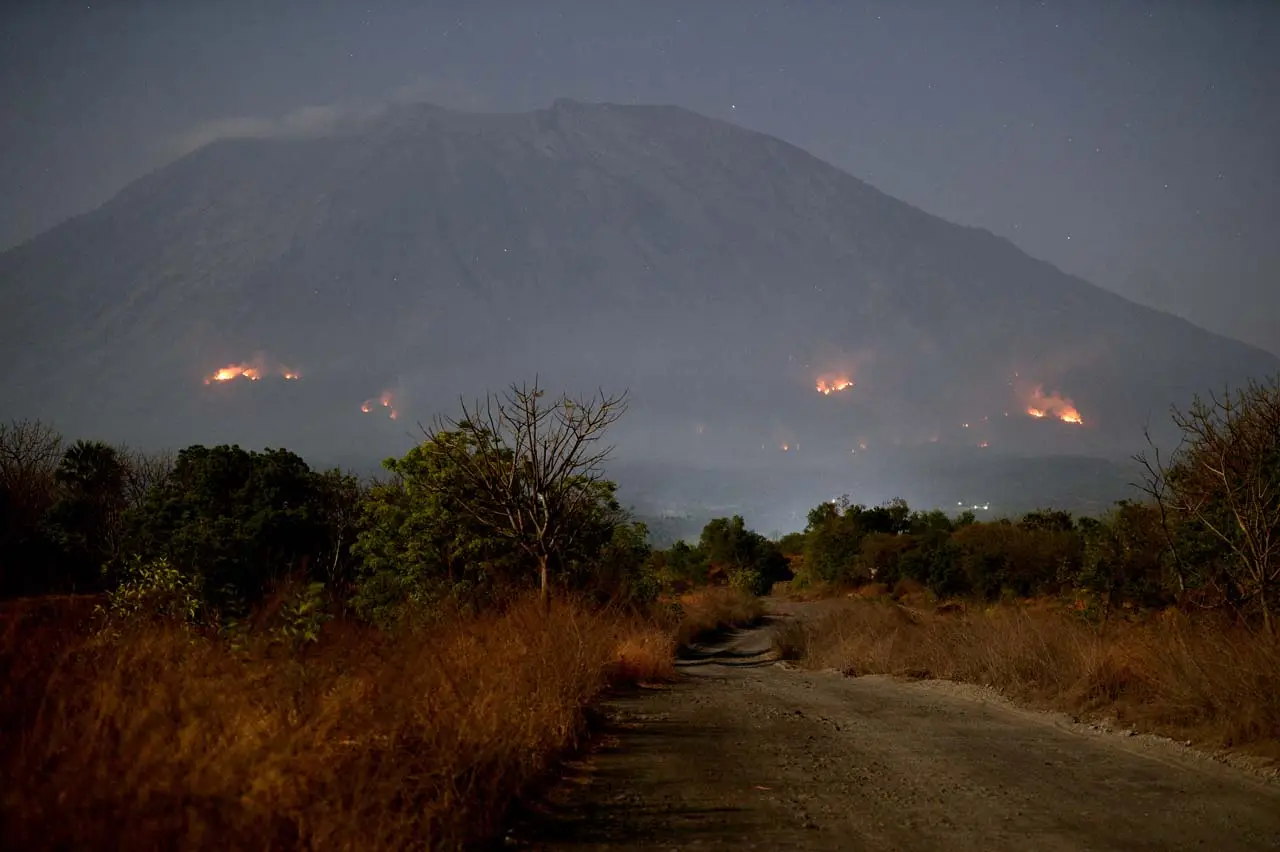 Kebakaran Hutan Lereng...