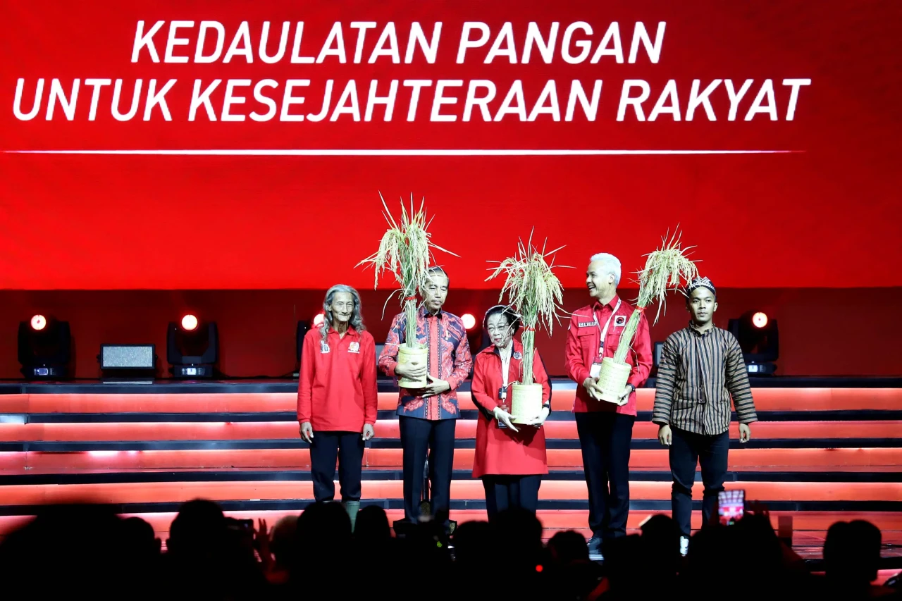 Pembukaan Rapat Kerja...