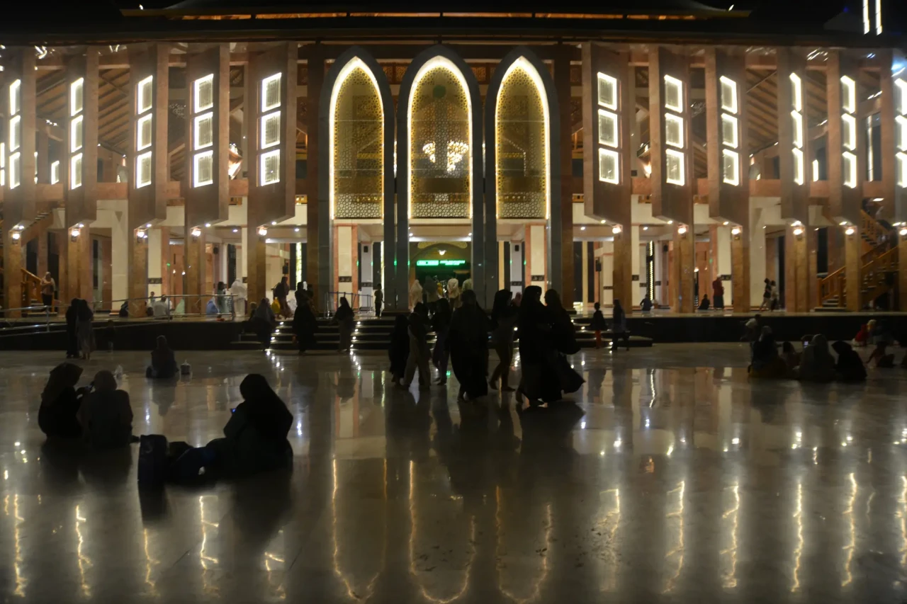Potret Keindahan Masjid...