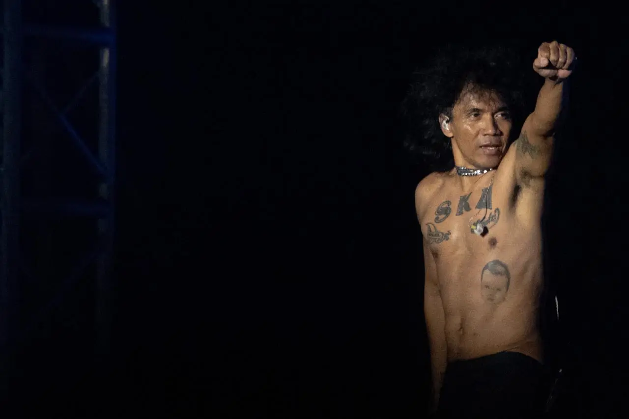 Aksi Slank Guncang Jogjarockarta...