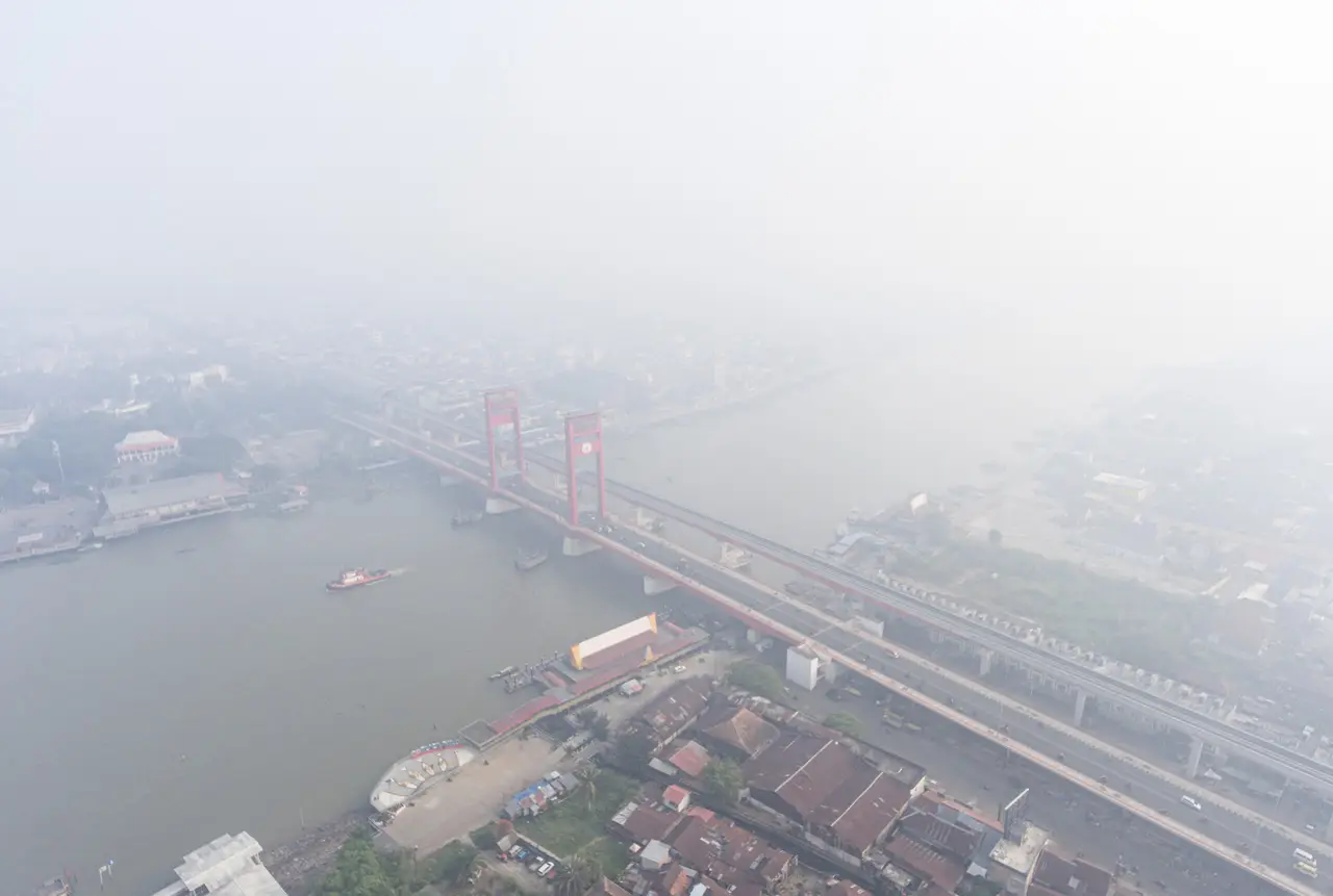 Bencana Kabut Asap di...