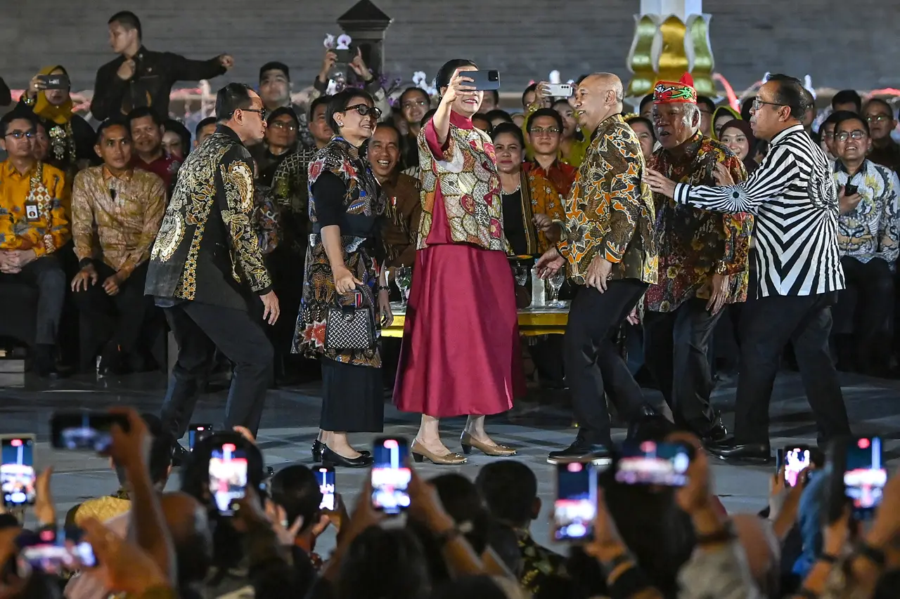 Kemeriahan Pagelaran...
