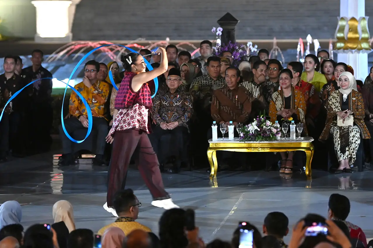 Kemeriahan Pagelaran...
