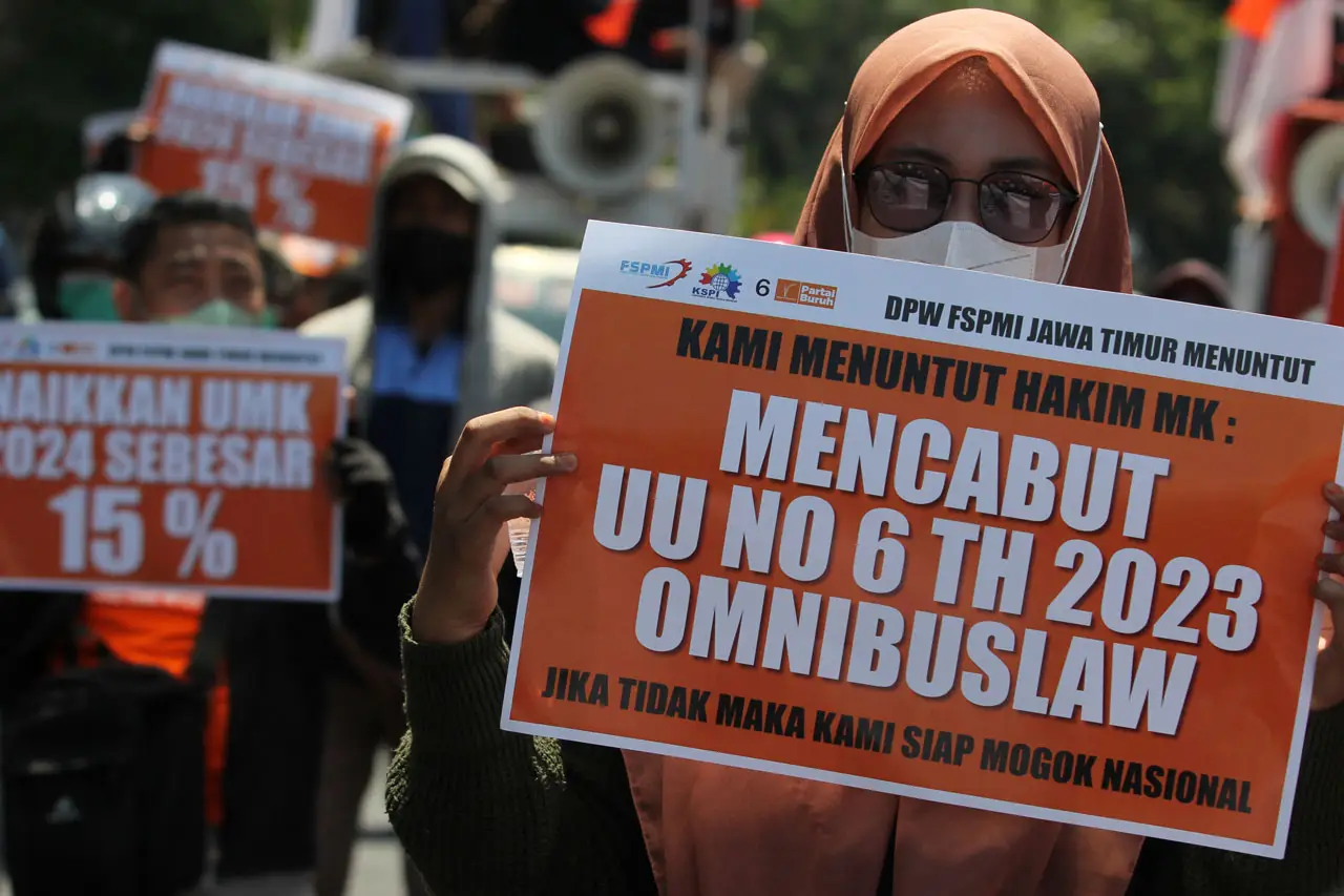 Unjuk Rasa Buruh di...
