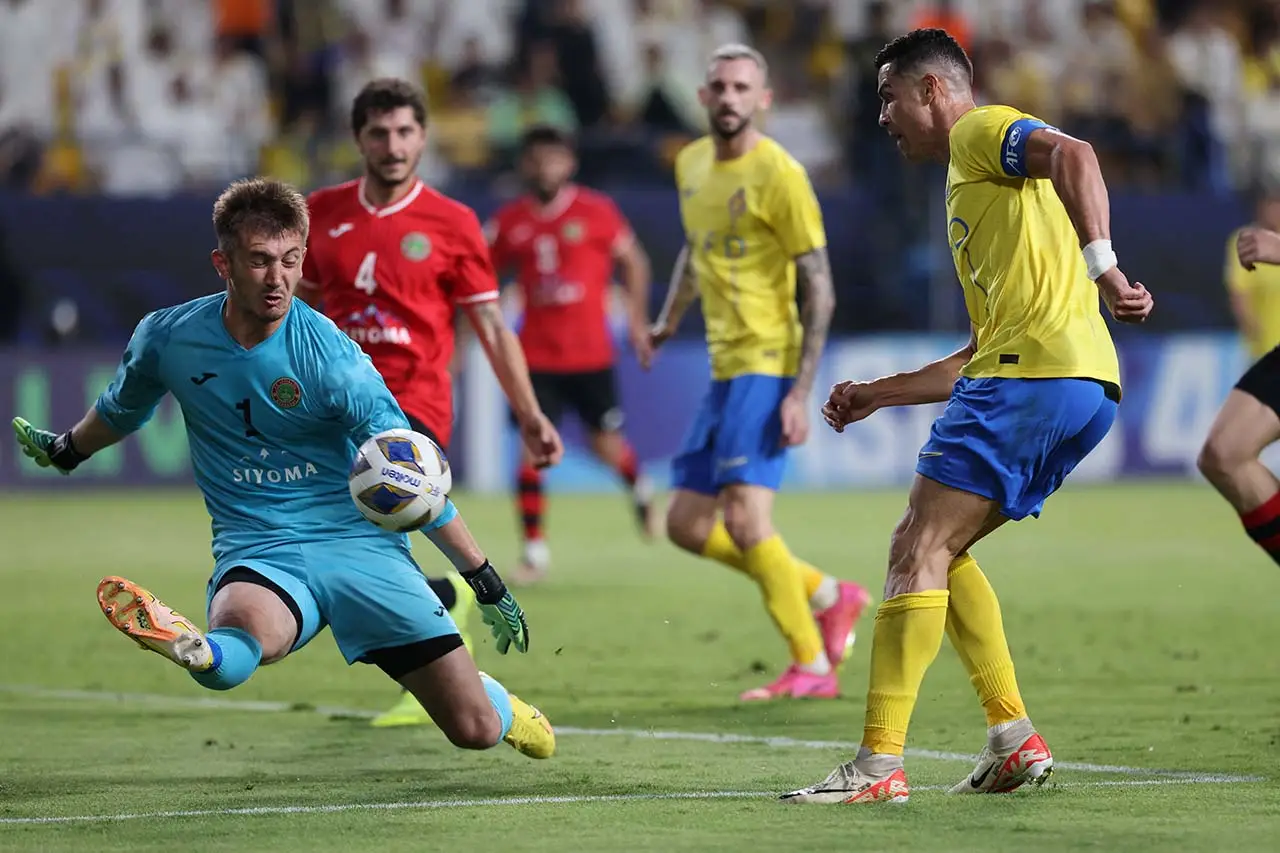 Aksi Ronaldo Bikin Gol...