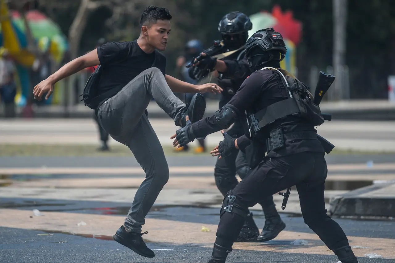 Simulasi Pengamanan...
