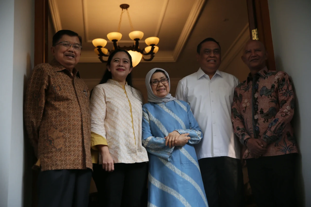 Momen Puan Maharani...