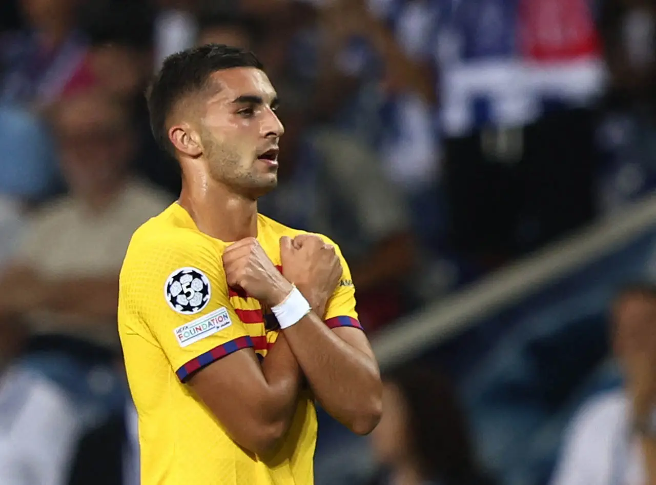 Porto vs Barcelona 0-1,...