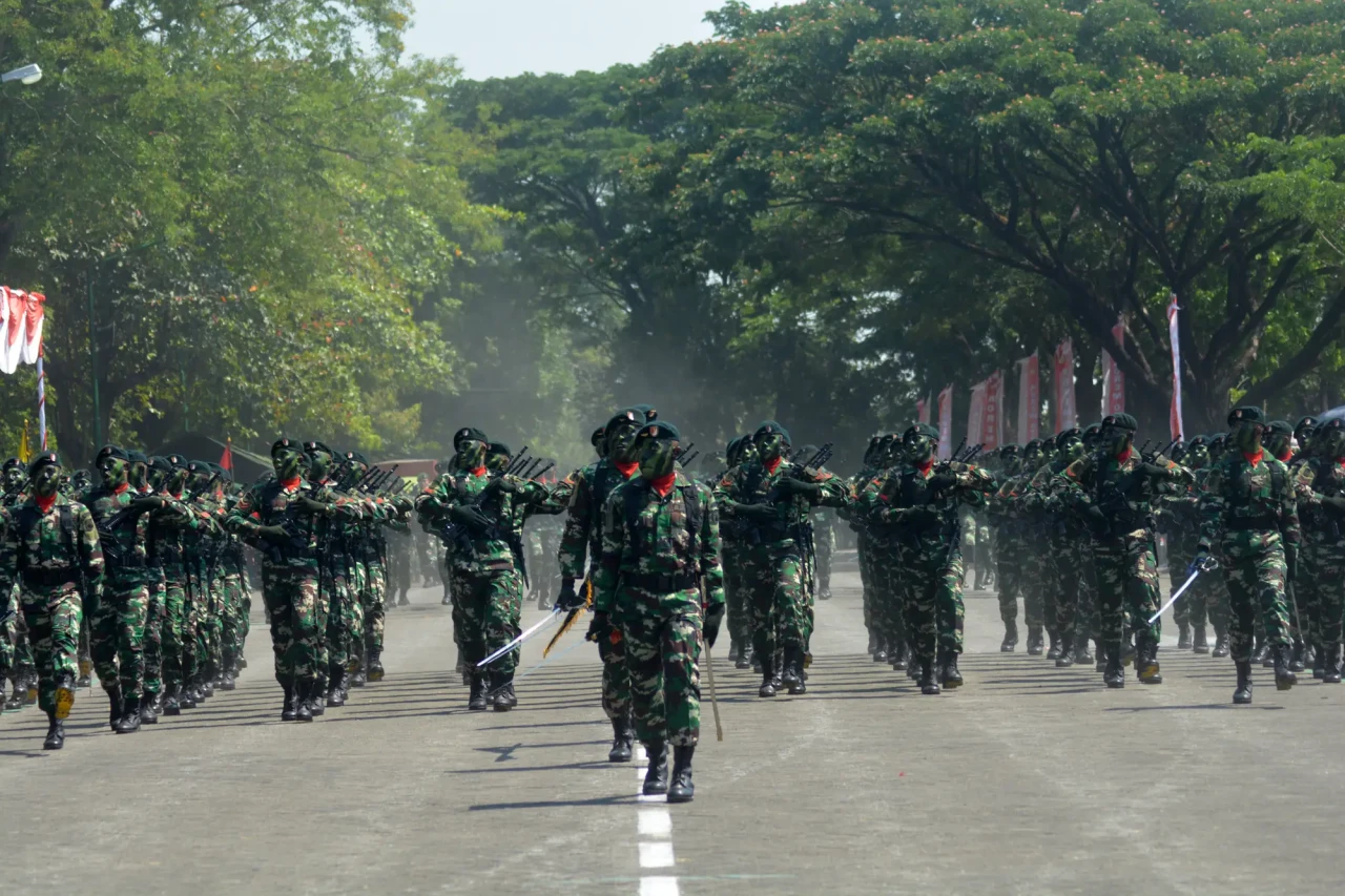 Defile Pasukan dan Alutsista...