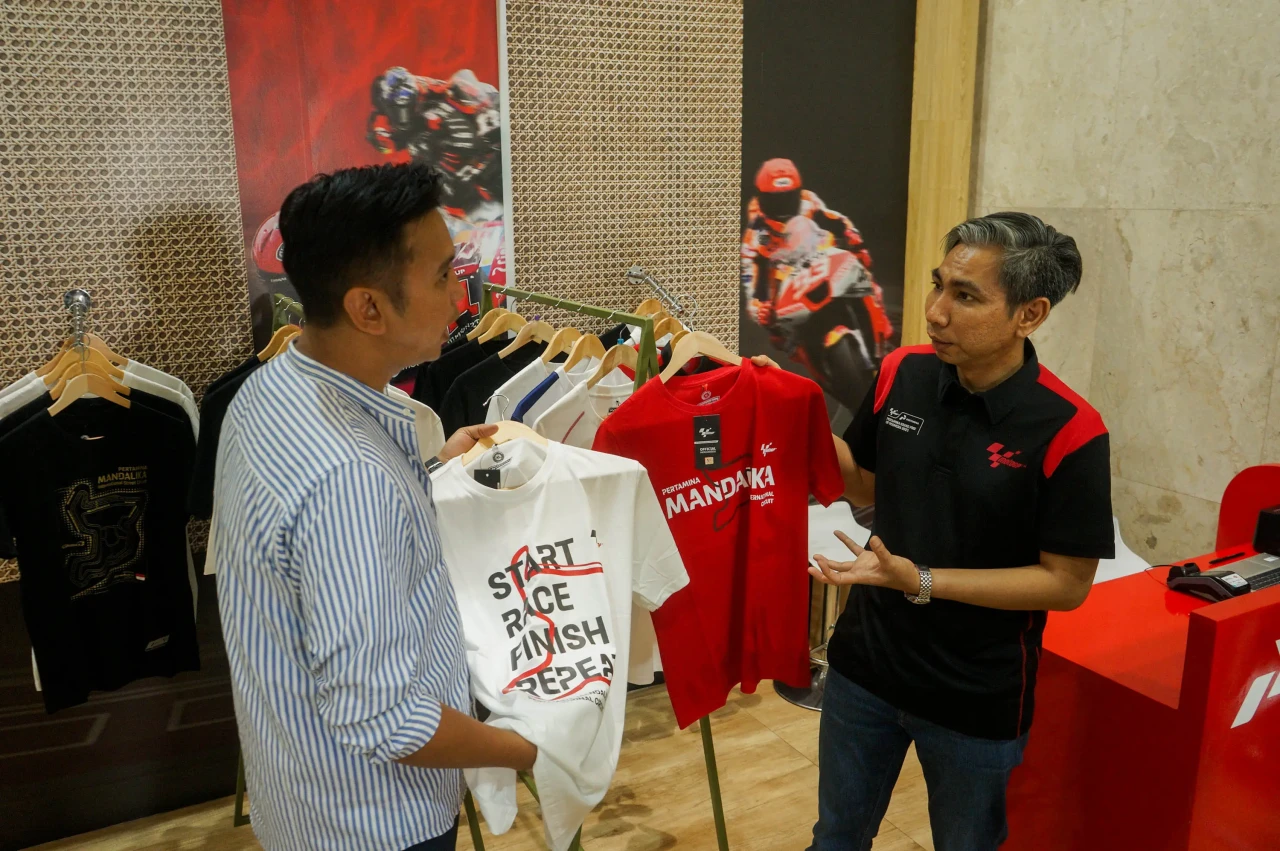 Berburu Official Merchandise...