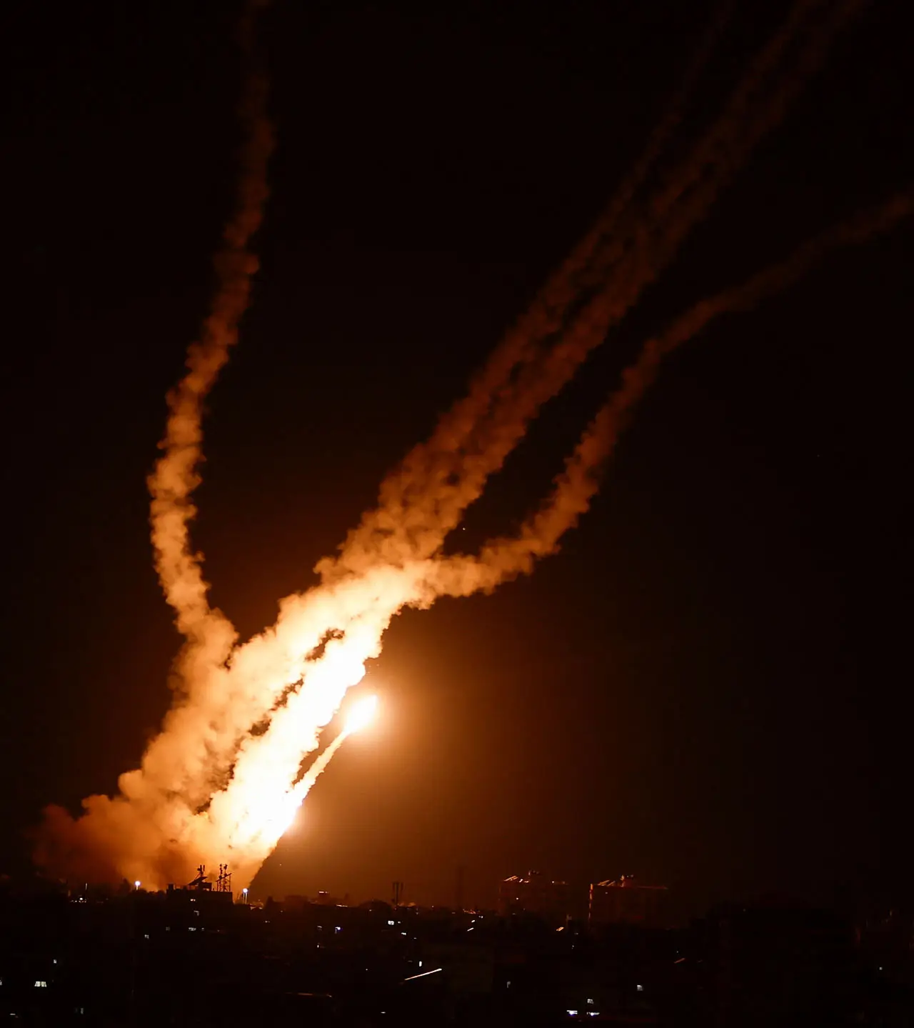 Tak Kenal Ampun, Hamas...