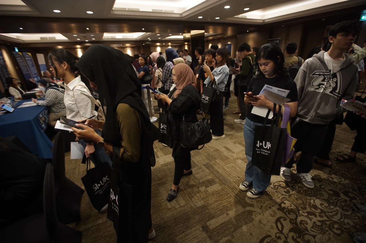 Pembukaan Study in UK...