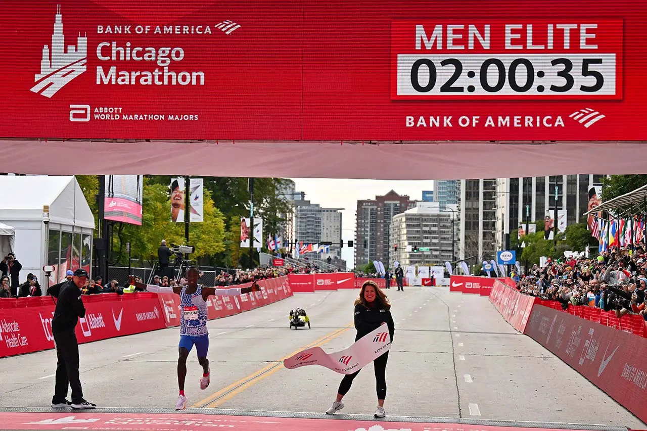 Toreh Rekor Dunia Marathon,...