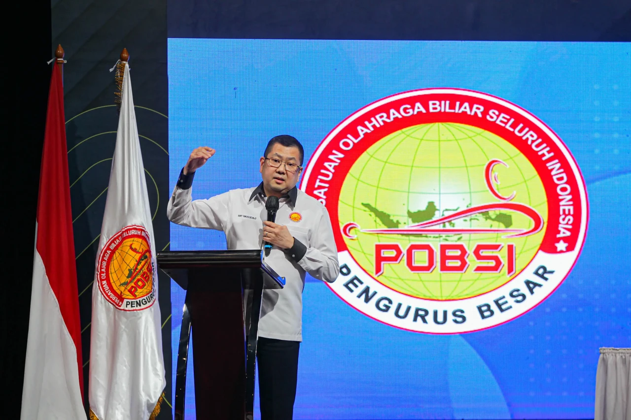 Hary Tanoesoedibjo Buka...