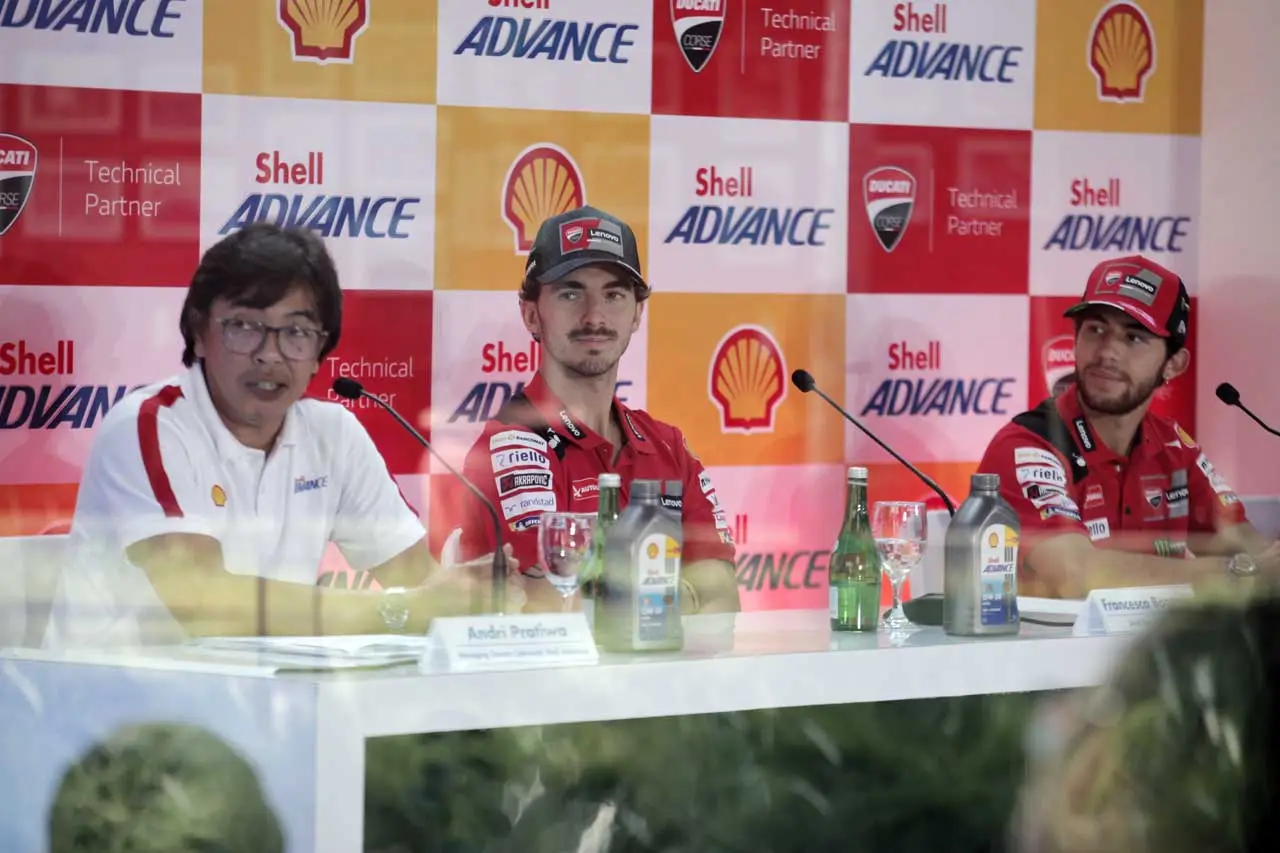 Shell Advance Kembali...