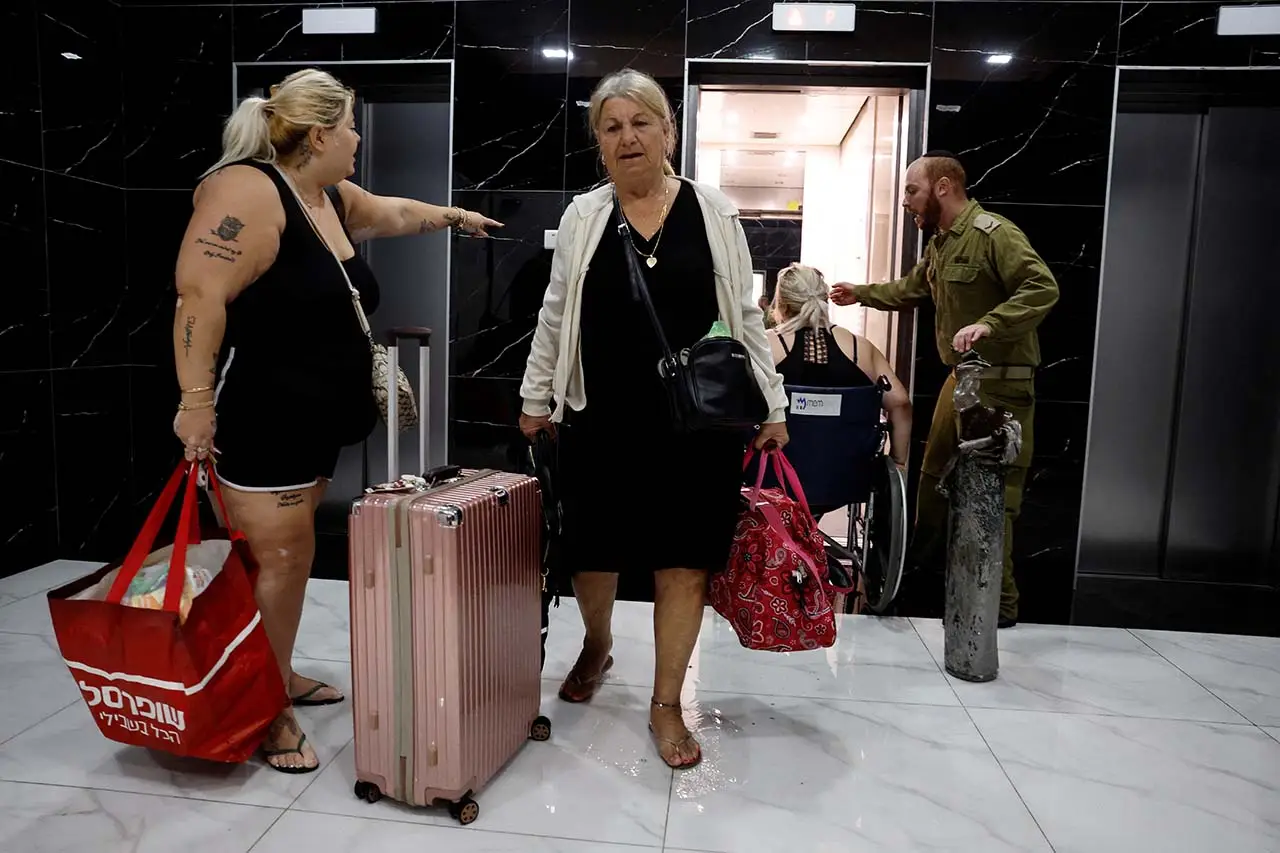 Kena Ultimatum Hamas,...