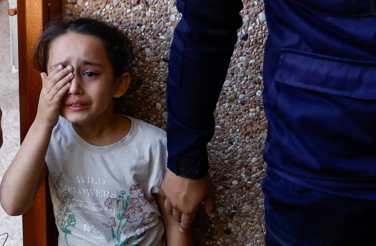 Israel Terus Bombardir...