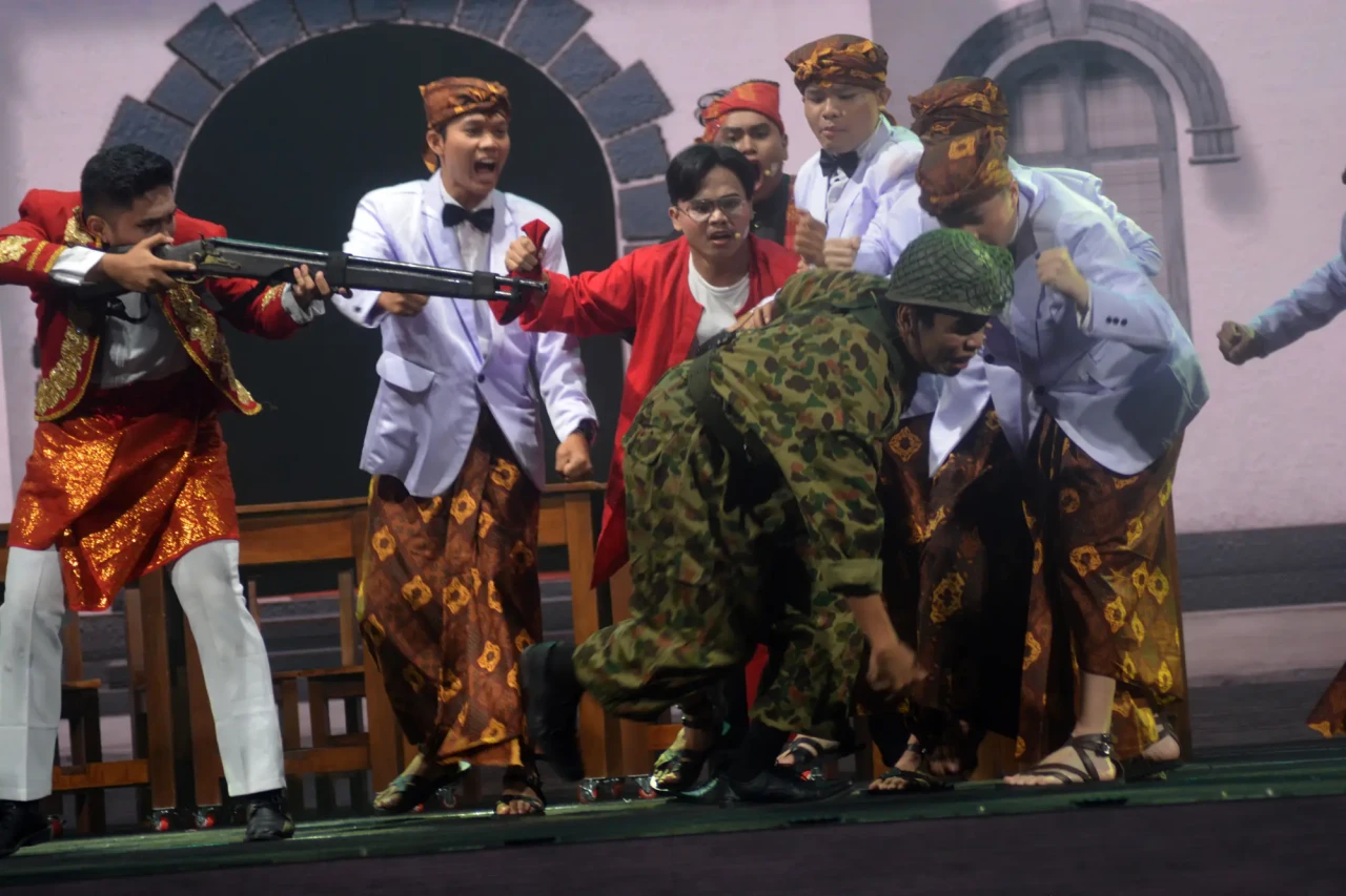 Pementasan Malam Dharma...
