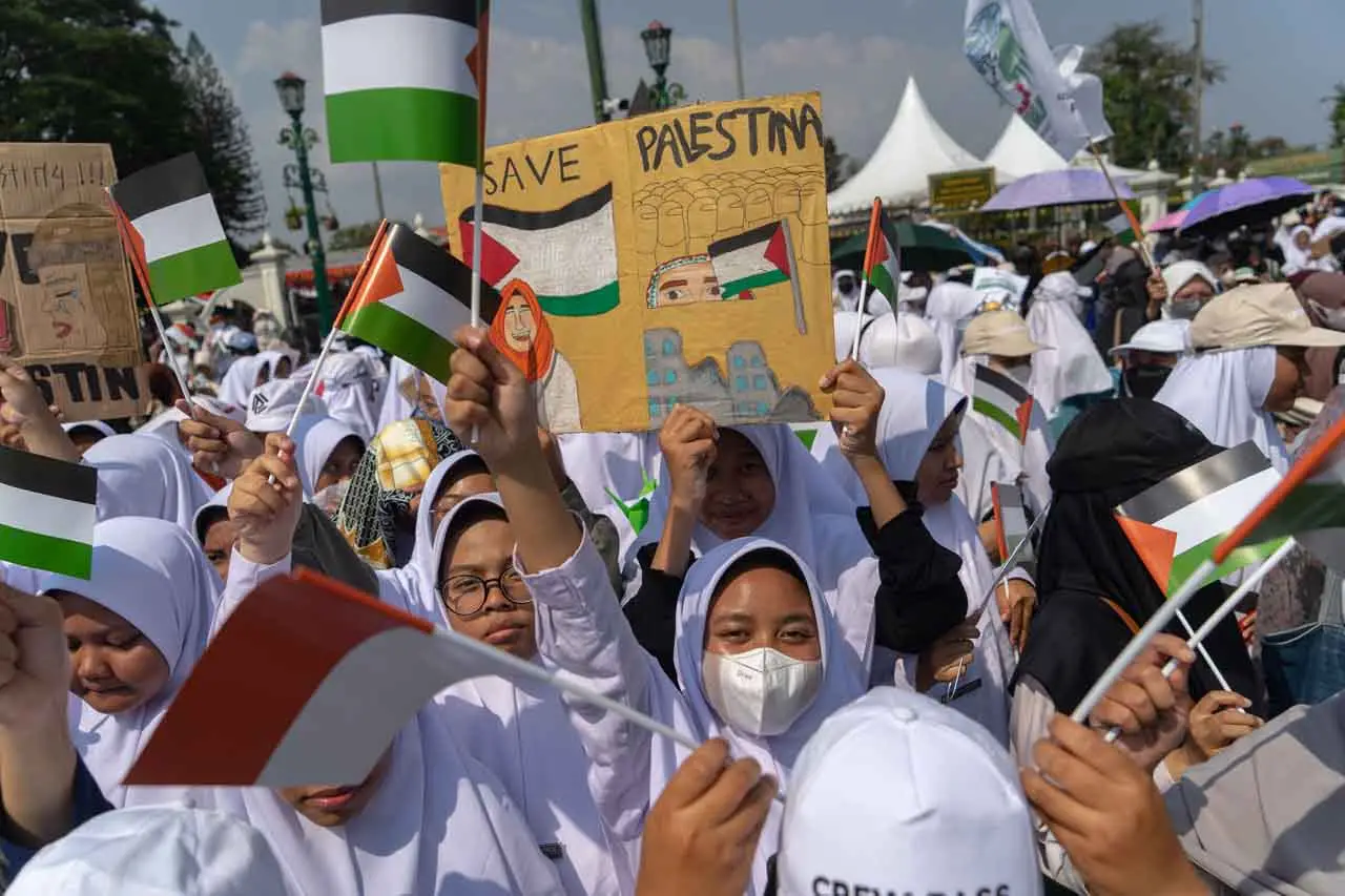 Aksi Dukungan untuk...