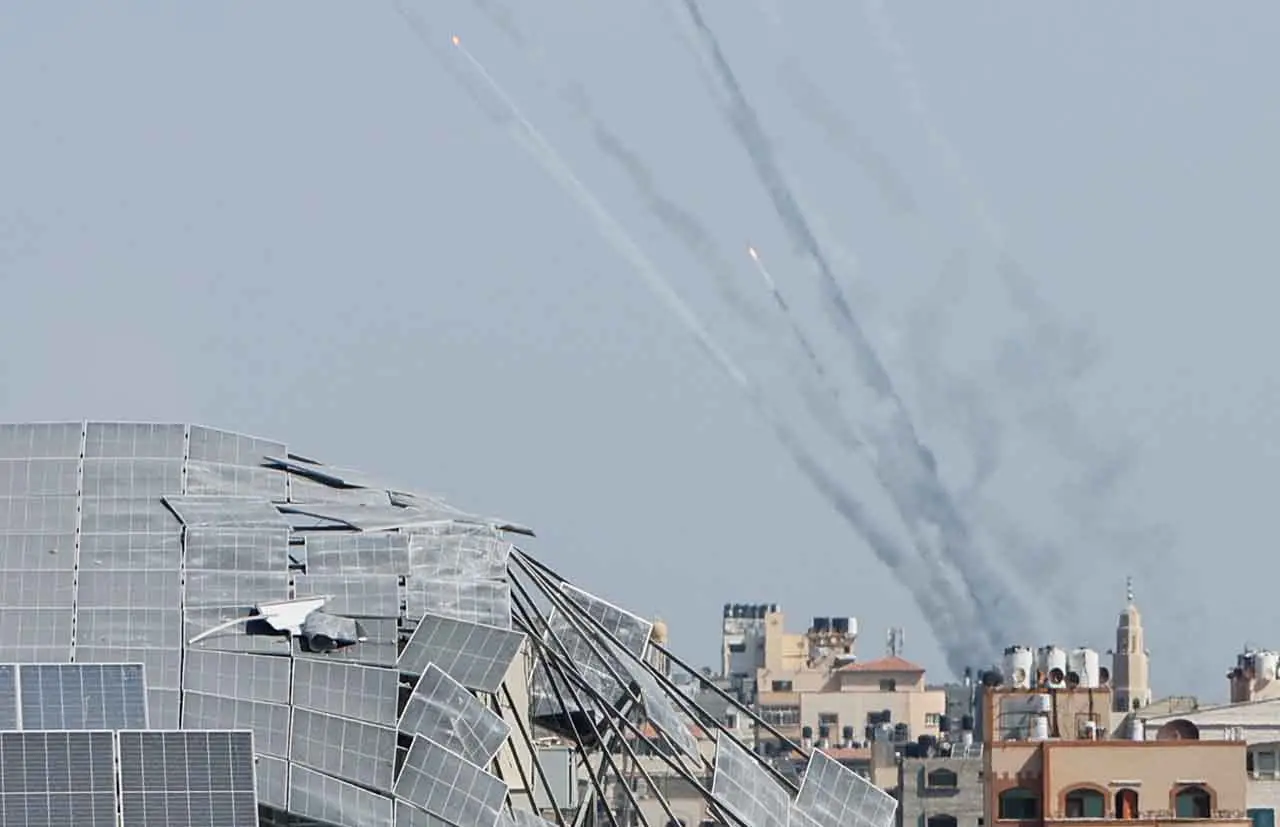 Gaza Bangkit! Hamas...