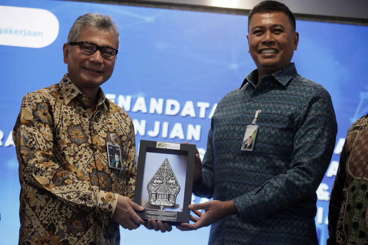 Debitur KUR BRI Dapatkan...