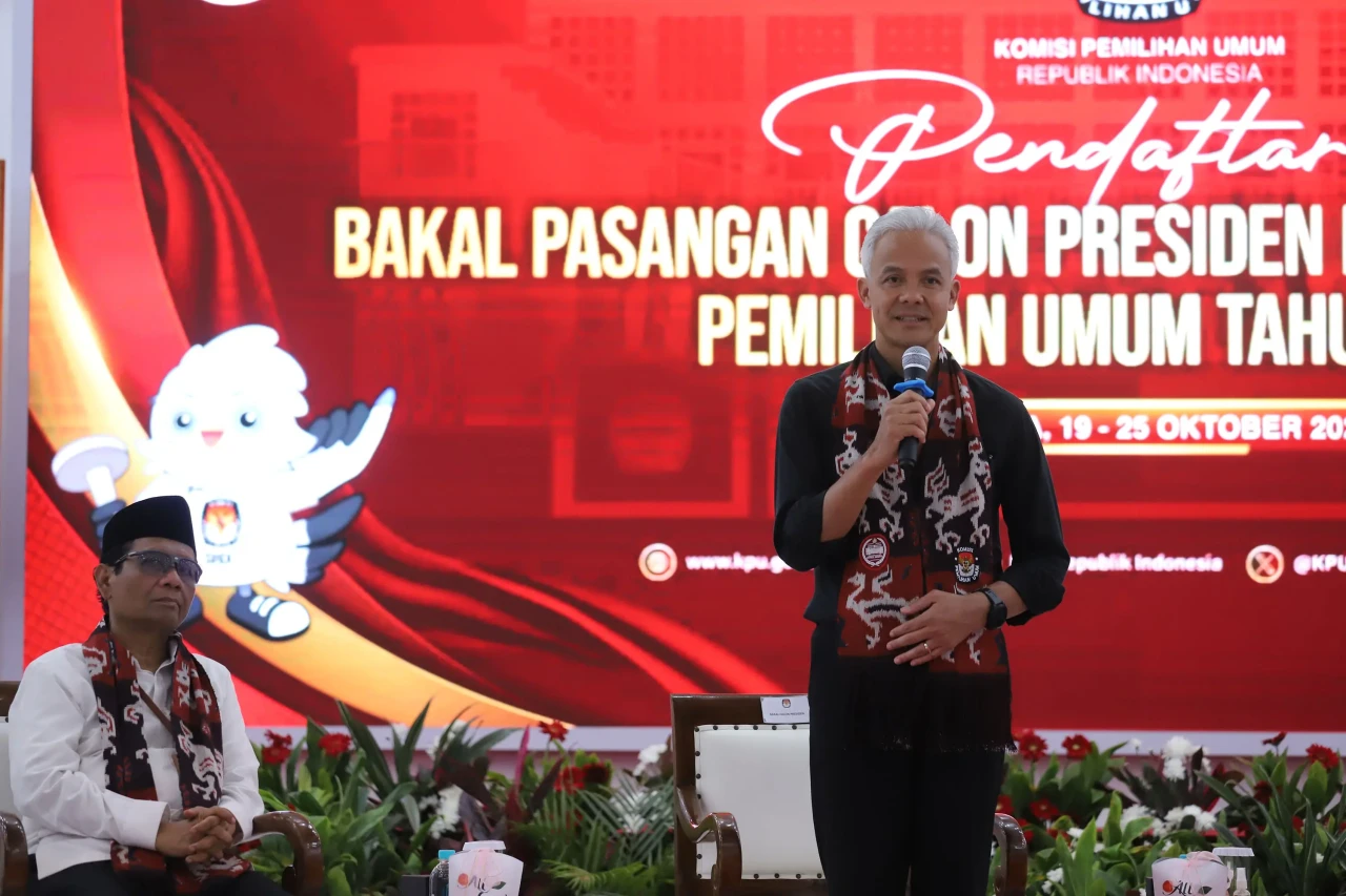 Ganjar Pranowo dan Mahfud...