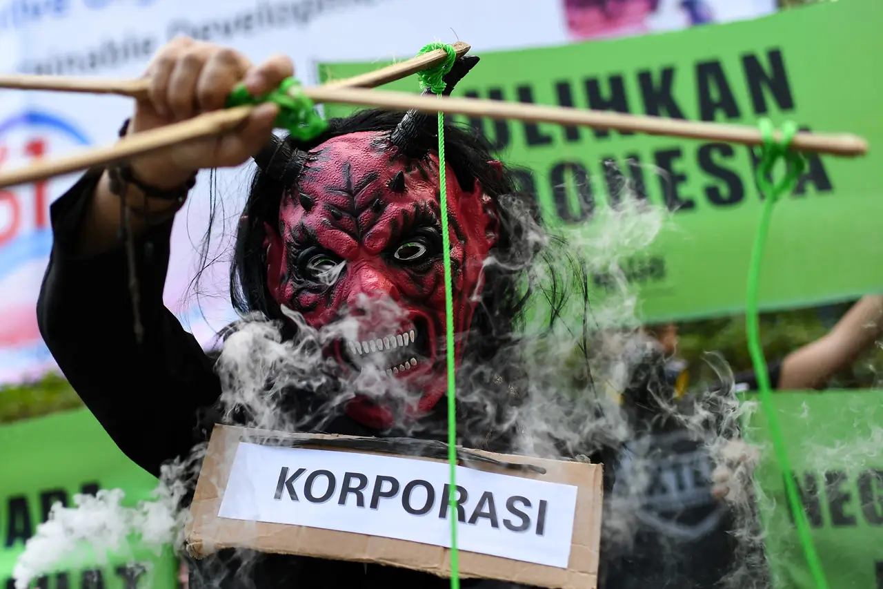 Aksi Teatrikal Kejahatan...