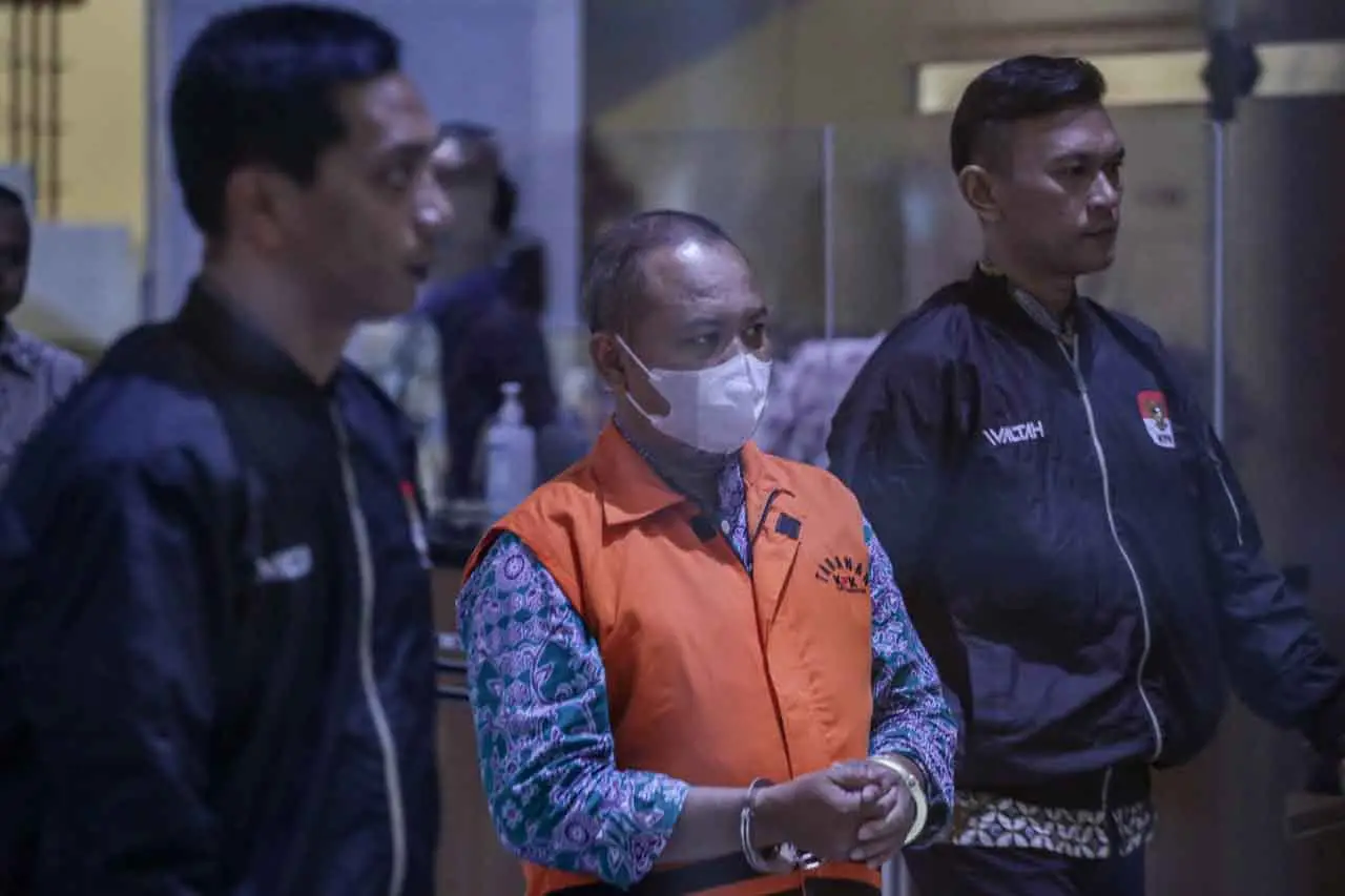 Penahanan Tersangka...