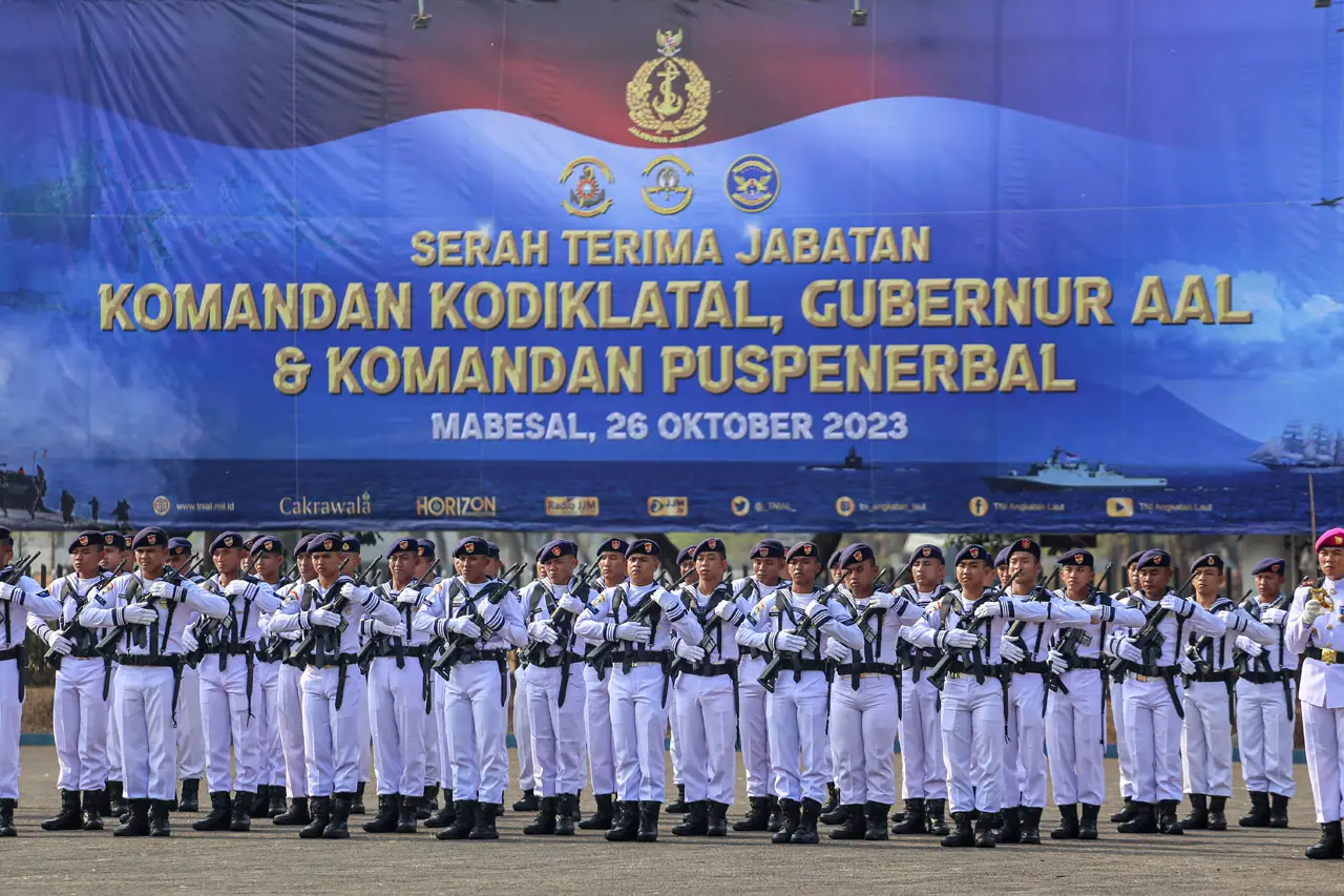 KSAL Pimpin Serah Terima...