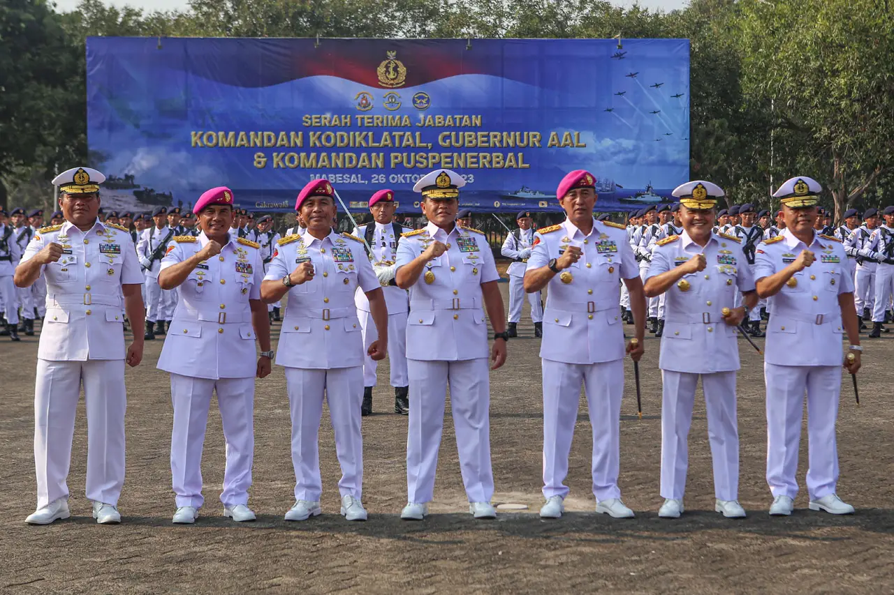 KSAL Pimpin Serah Terima...