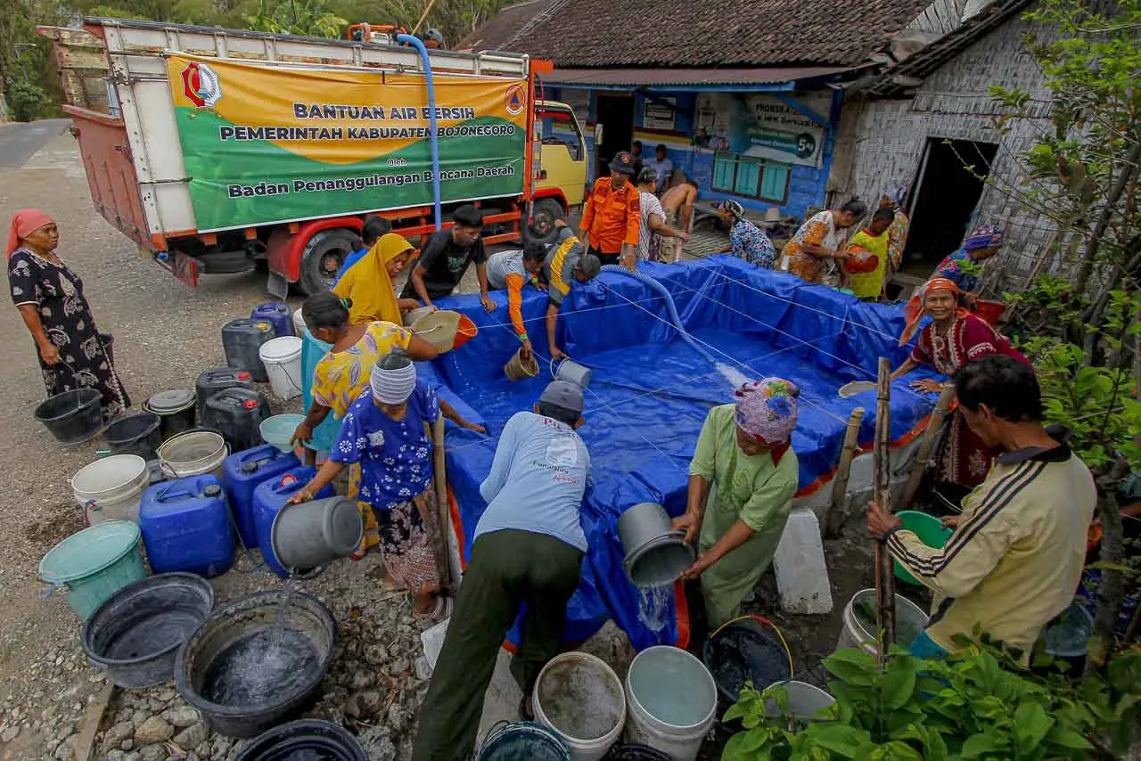 Bantuan Air Bersih di...