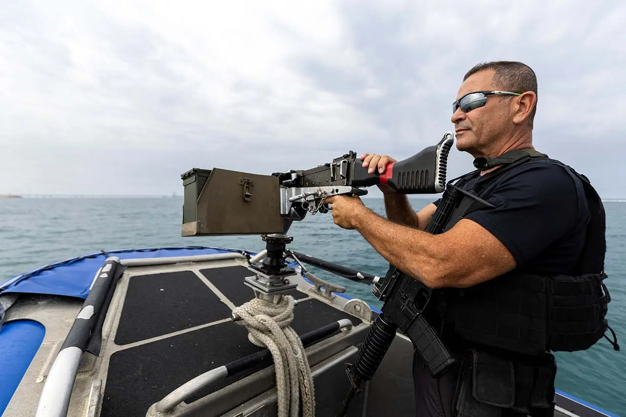 Polisi Israel Patroli...