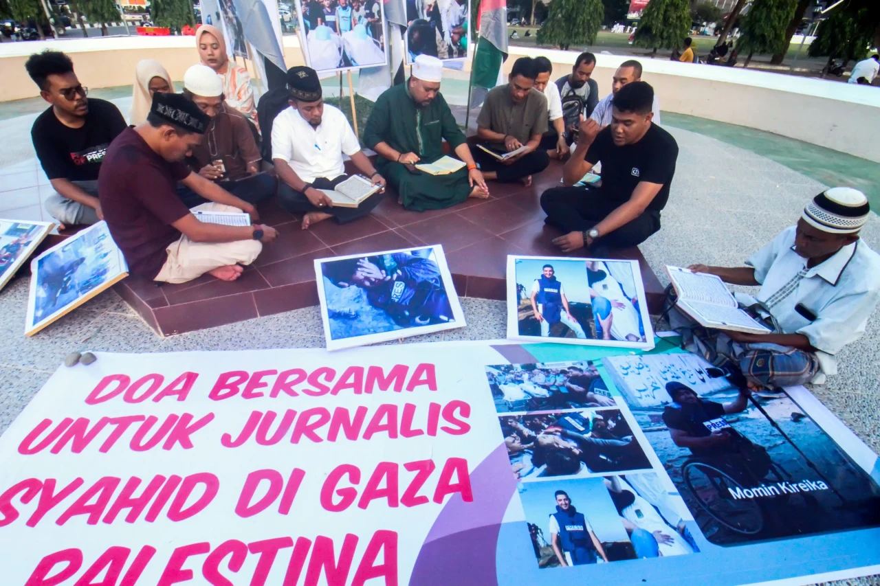 Doa Yasin untuk Jurnalis...