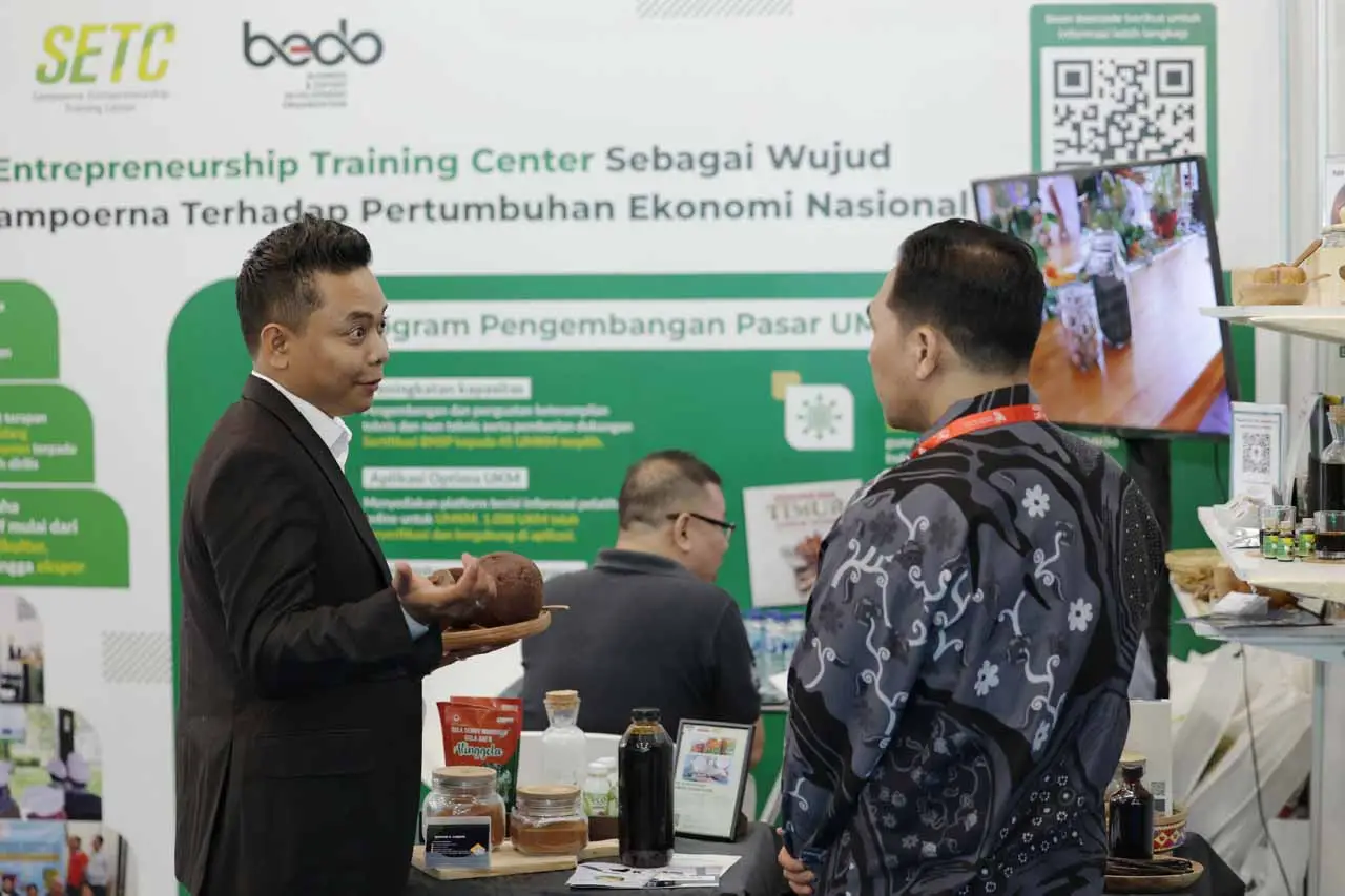 Dukungan HM Sampoerna...