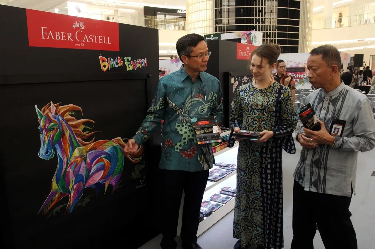 Keseruan Faber-Castell...