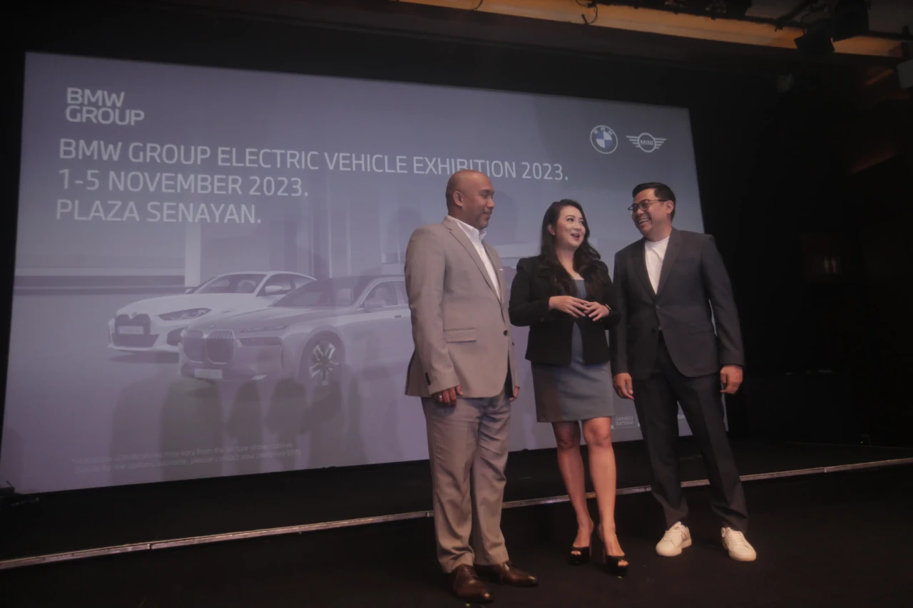 BMW Group Electric Vehicle...