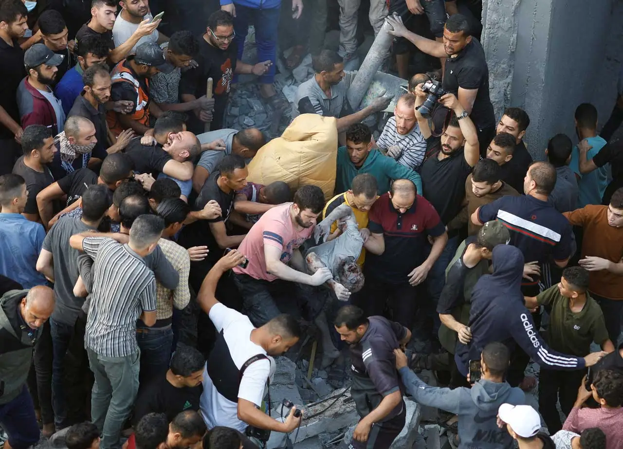 Serangan Brutal Israel...