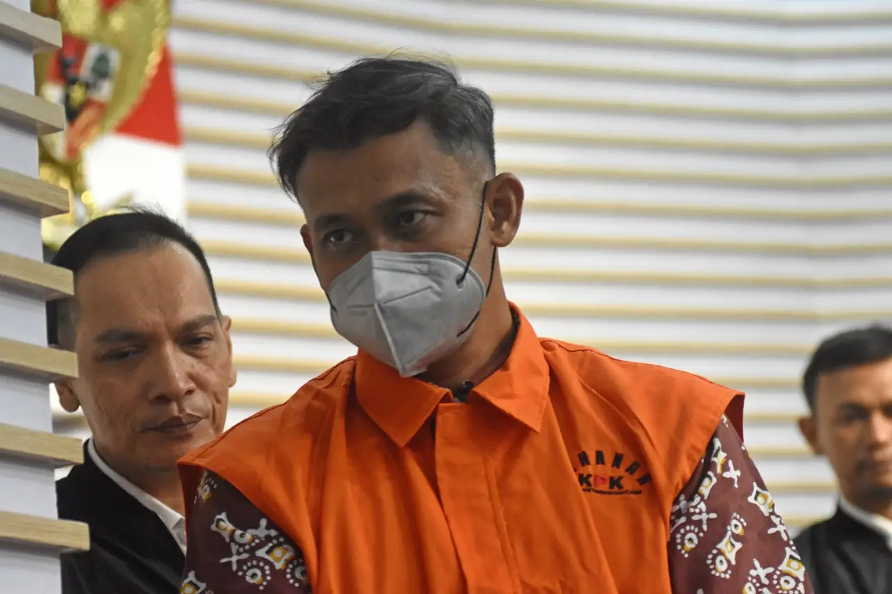 Penahanan Tersangka...