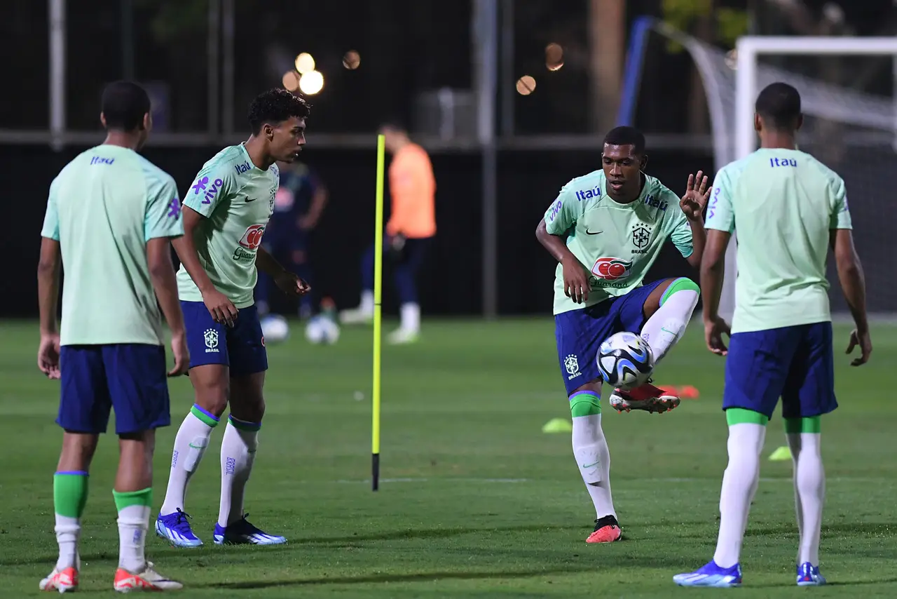 Mengintip Latihan Perdana...