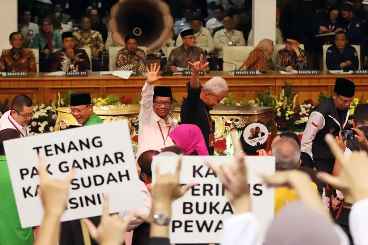 Ambil Nomor Urut, Ganjar-Mahfud...