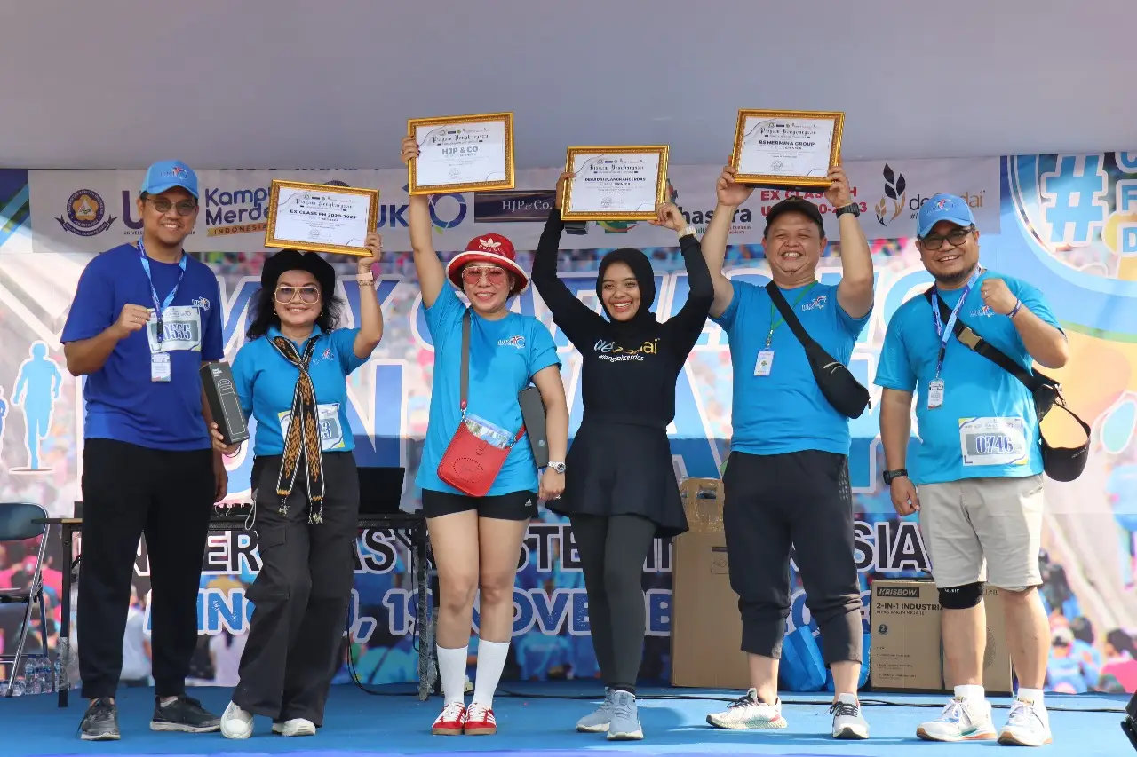 Rayakan Dies Natalis...