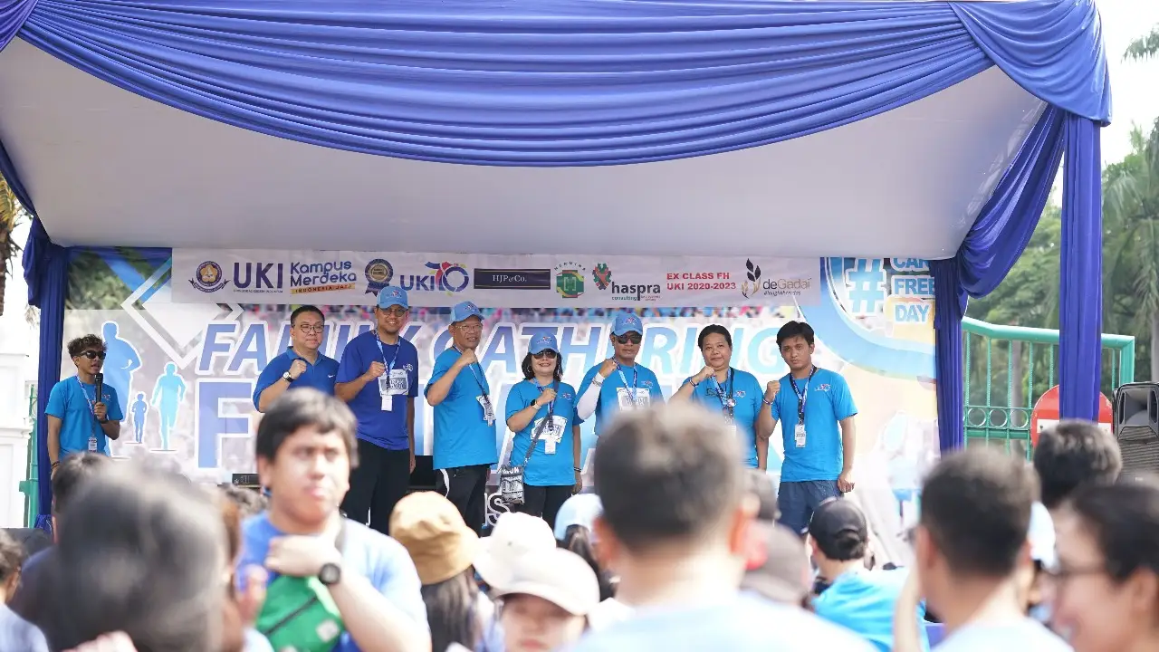 Rayakan Dies Natalis...