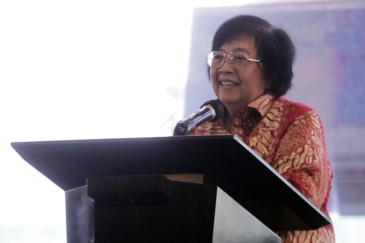 Menteri LHK Siti Nurbaya...