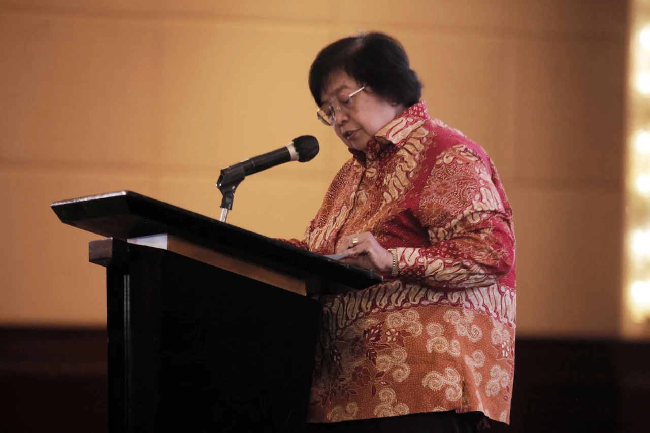 Menteri LHK Siti Nurbaya...