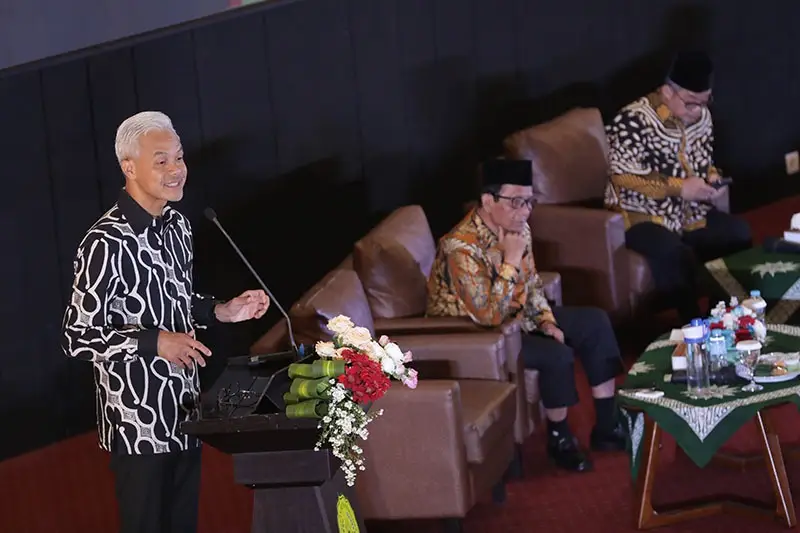 Ganjar-Mahfud MD Dialog...