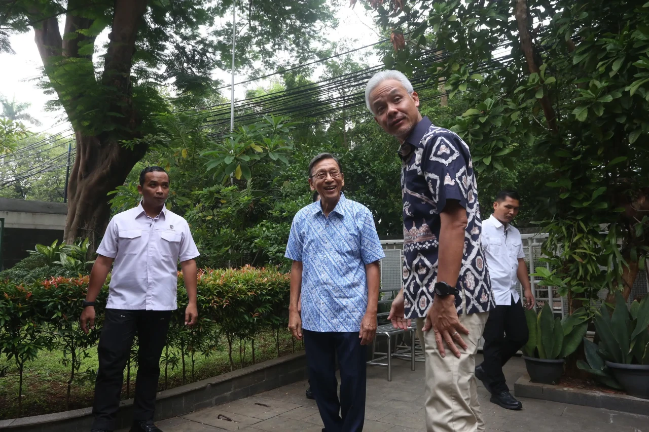 Ganjar Pranowo Bertemu...