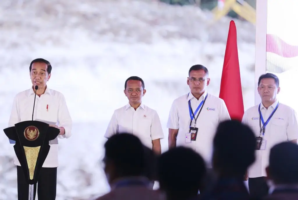Jokowi Resmikan Pembangunan...