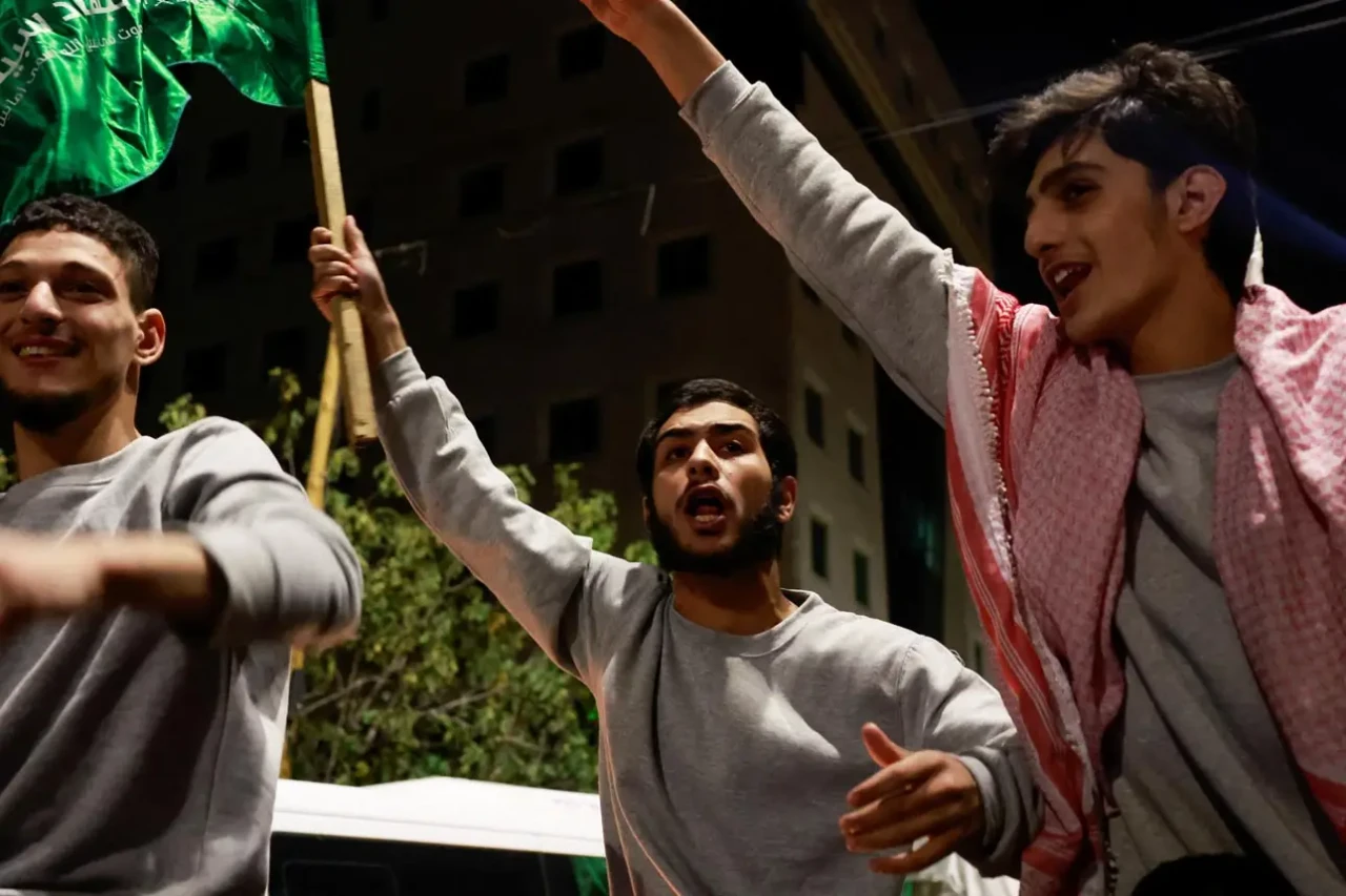 Tahanan Palestina Disambut...